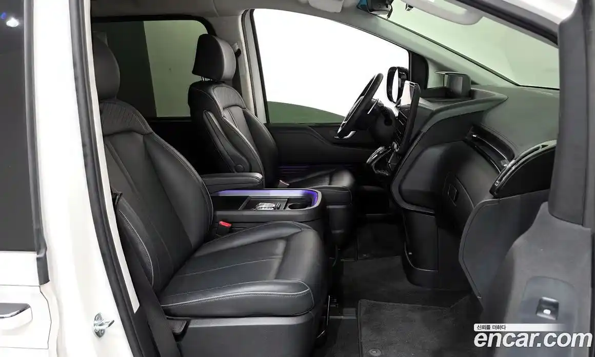 Hyundai Staria 2022 2.2 Автомат в Москве № 86701, фото 8