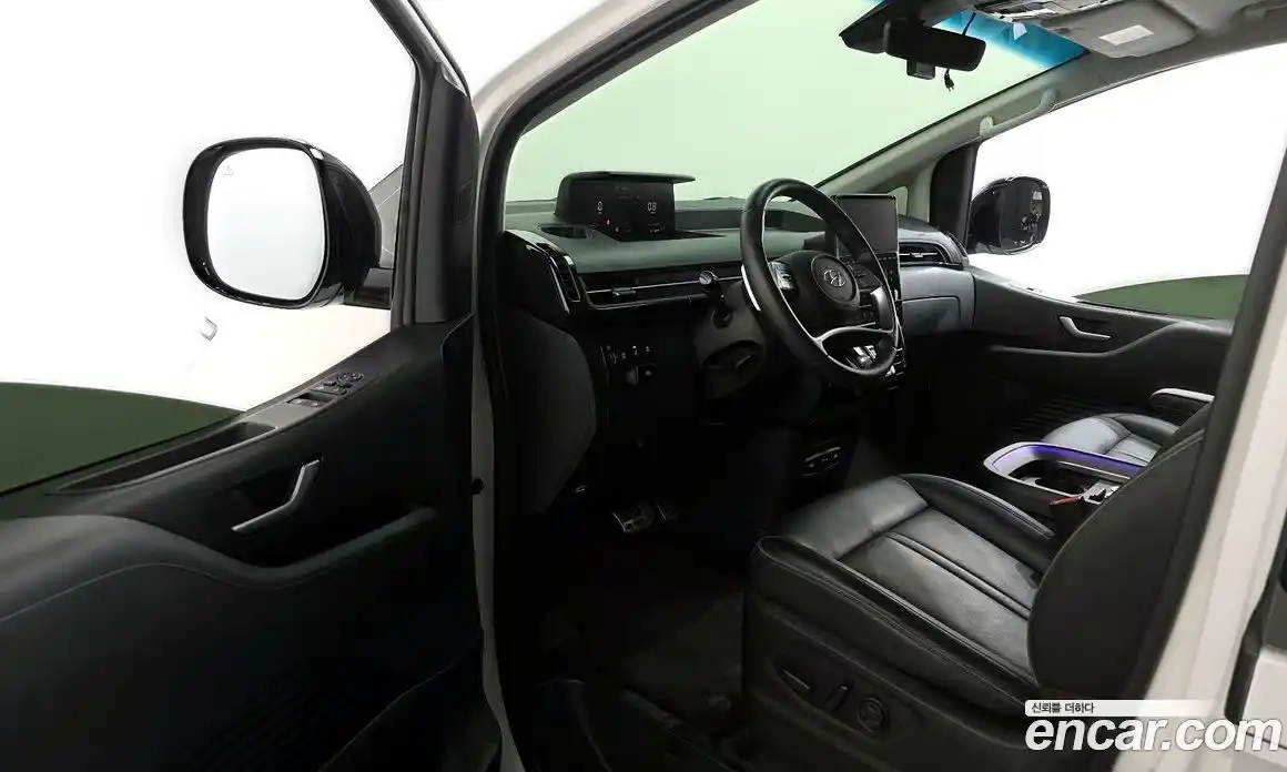 Hyundai Staria 2022 2.2 Автомат в Москве № 86701, фото 9