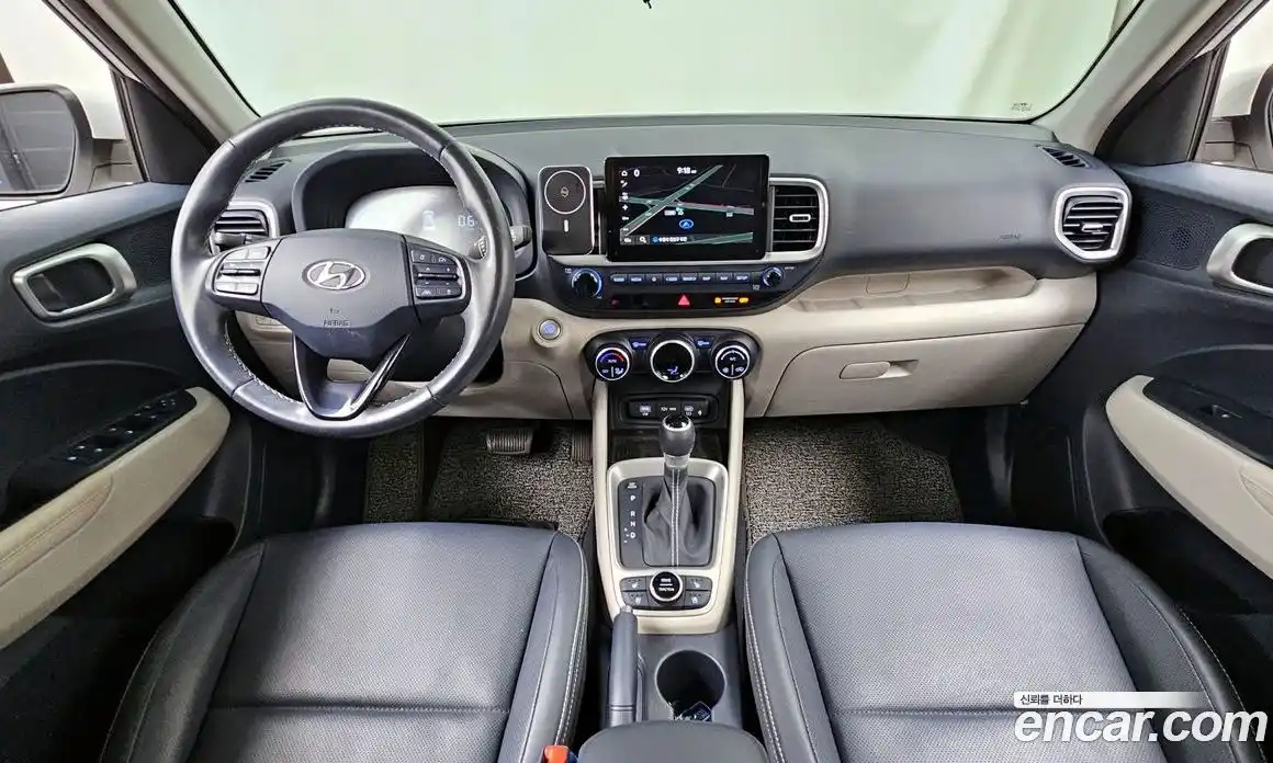 Hyundai Venue 2023 1.6 Автомат в Москве № 9807, фото 14