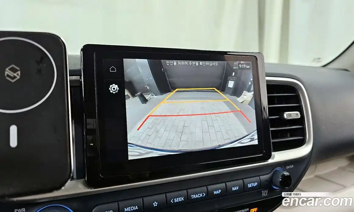 Hyundai Venue 2023 1.6 Автомат в Москве № 9807, фото 3