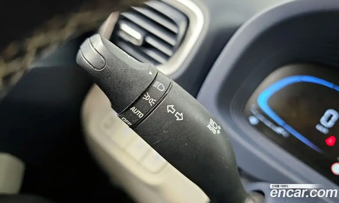 Hyundai Venue 2023 1.6 Автомат в Москве № 9807, фото 6