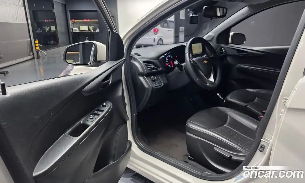 Chevrolet Spark 2016 1.0 Автомат в Москве № 100111, фото 15