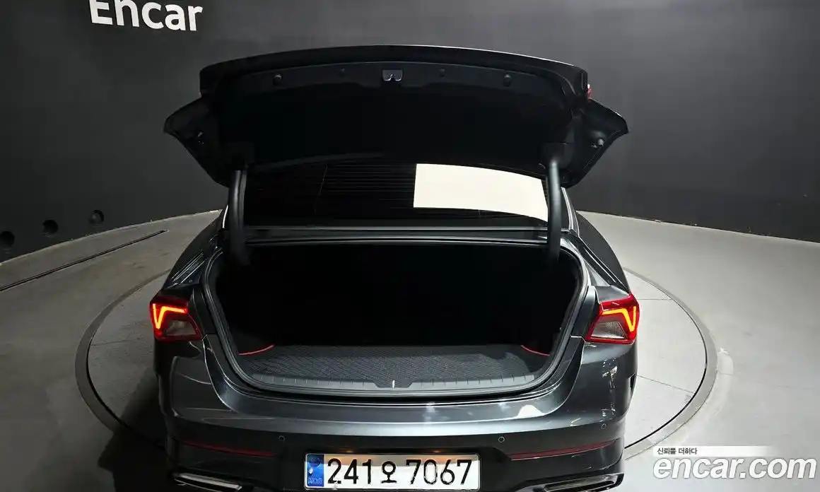 Kia K5 2023 2.0 Автомат в Москве № 101406, фото 13