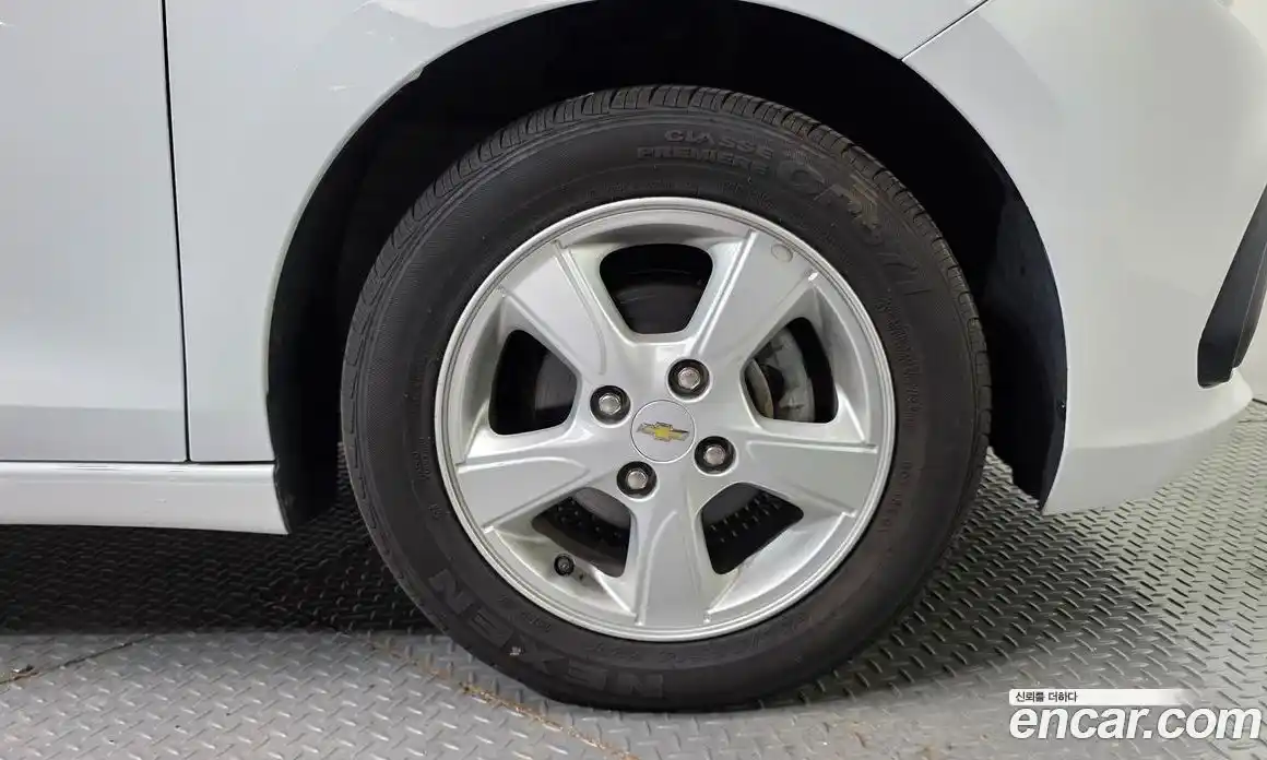 Chevrolet Spark 2017 1.0 Автомат в Москве № 103996, фото 16