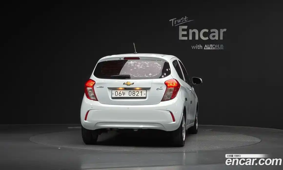 Chevrolet Spark 2016 1.0 Автомат в Москве № 104084, фото 18