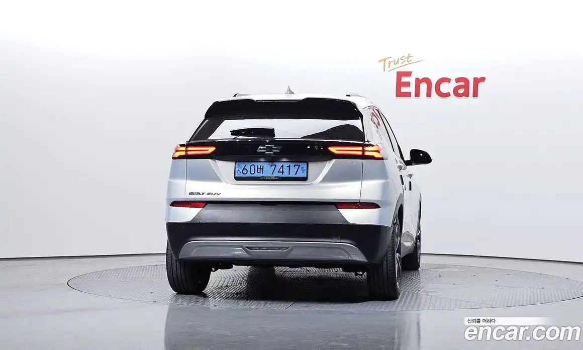 Chevrolet 볼트 EUV 2023 0.2 Автомат в Москве № 105019, фото 12