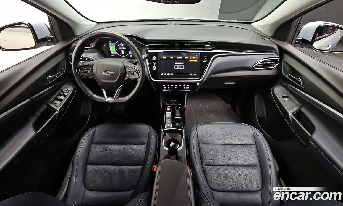 Chevrolet 볼트 EUV 2023 0.2 Автомат в Москве № 105019, фото 3