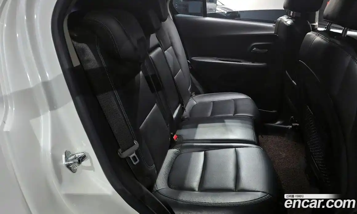 Chevrolet Trax 2015 1.4 Автомат в Москве № 105151, фото 11