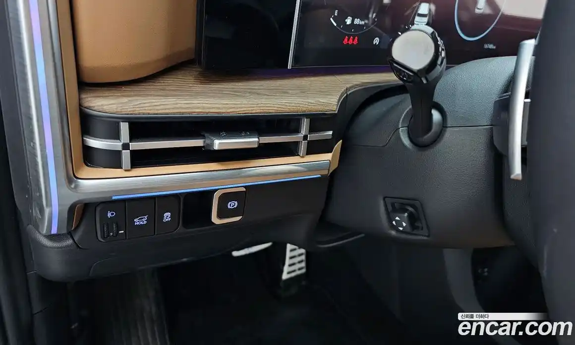 Hyundai Santa Fe 2024 2.5 Автомат в Москве № 107660, фото 11