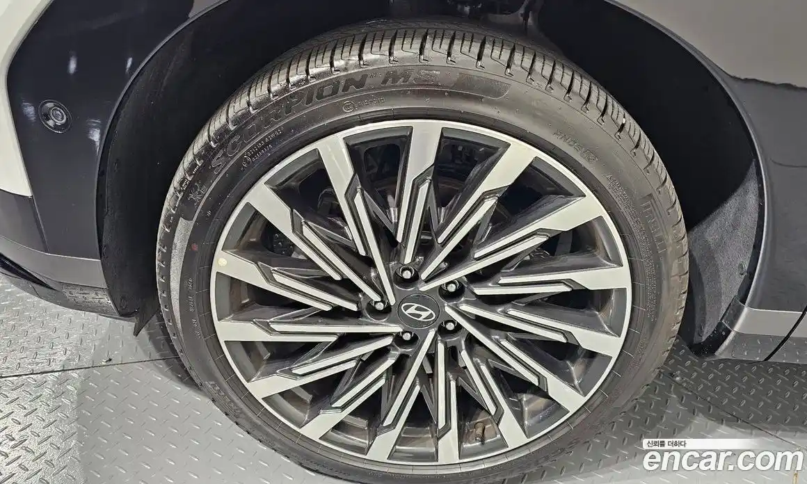 Hyundai Santa Fe 2024 2.5 Автомат в Москве № 107660, фото 3