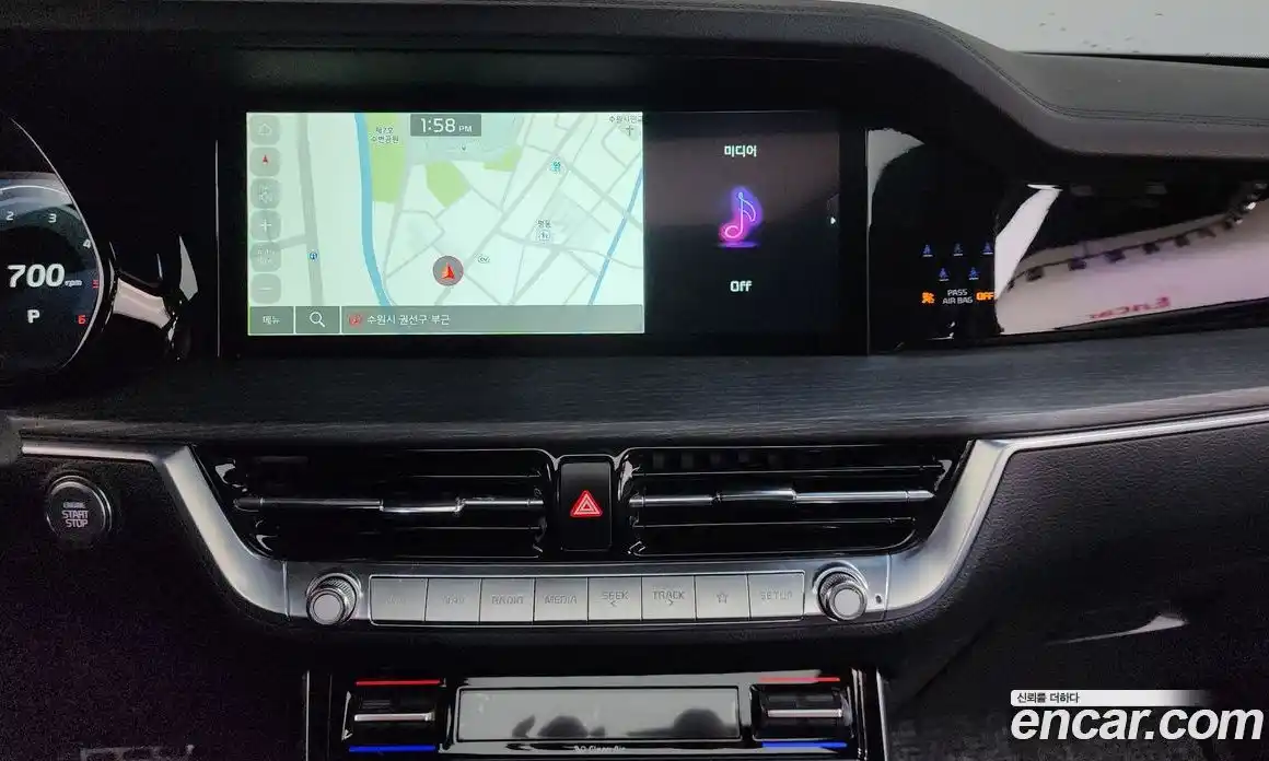 Kia Mohave 2023 3.0 Автомат в Москве № 107782, фото 18