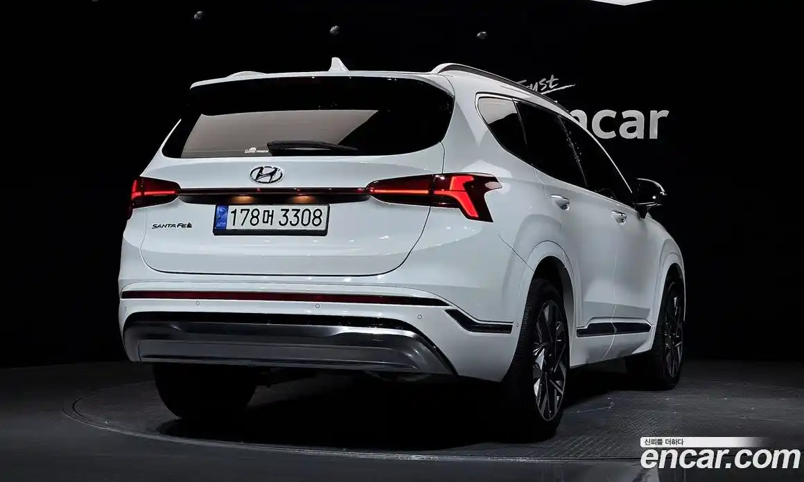 Hyundai Santa Fe 2021 2.5 Автомат в Москве № 110506, фото 5