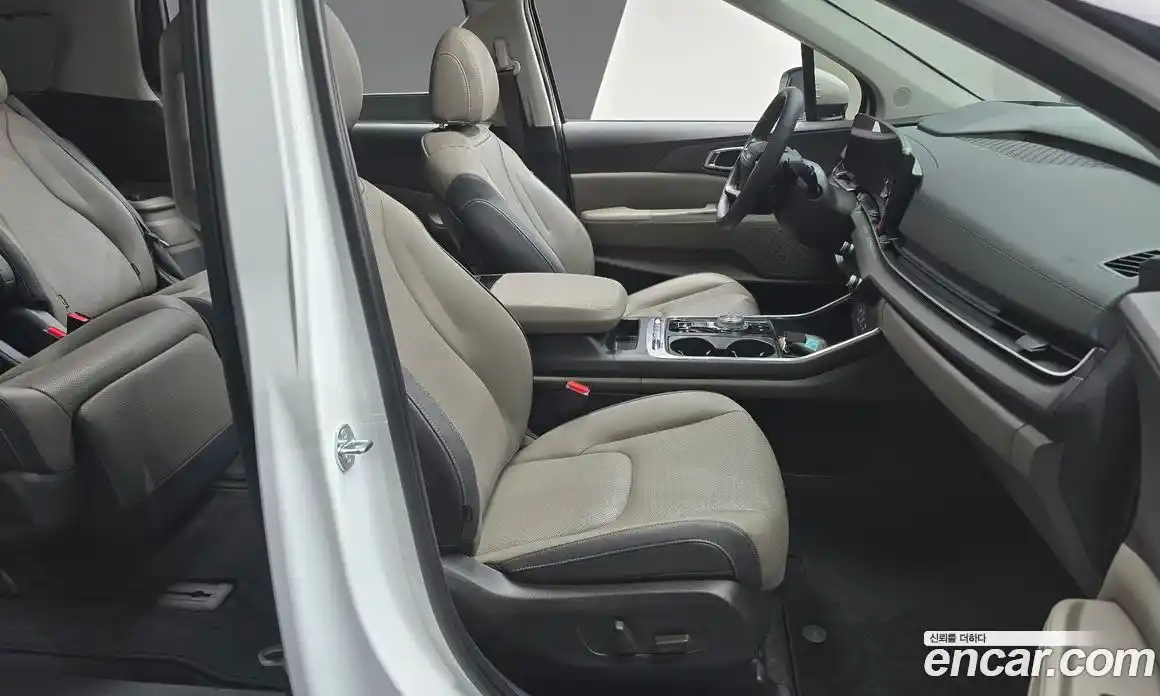 Kia Canival 2025 2.2 Автомат в Москве № 115074, фото 16