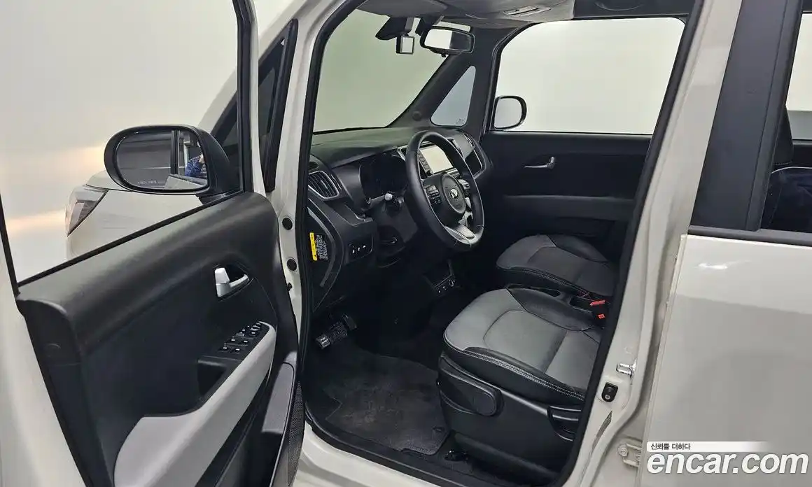 Kia Ray 2021 1.0 Автомат в Москве № 11530, фото 1