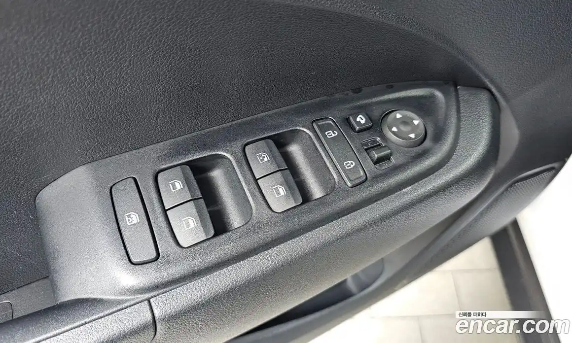 Hyundai Venue 2022 1.6 Автомат в Москве № 115594, фото 16