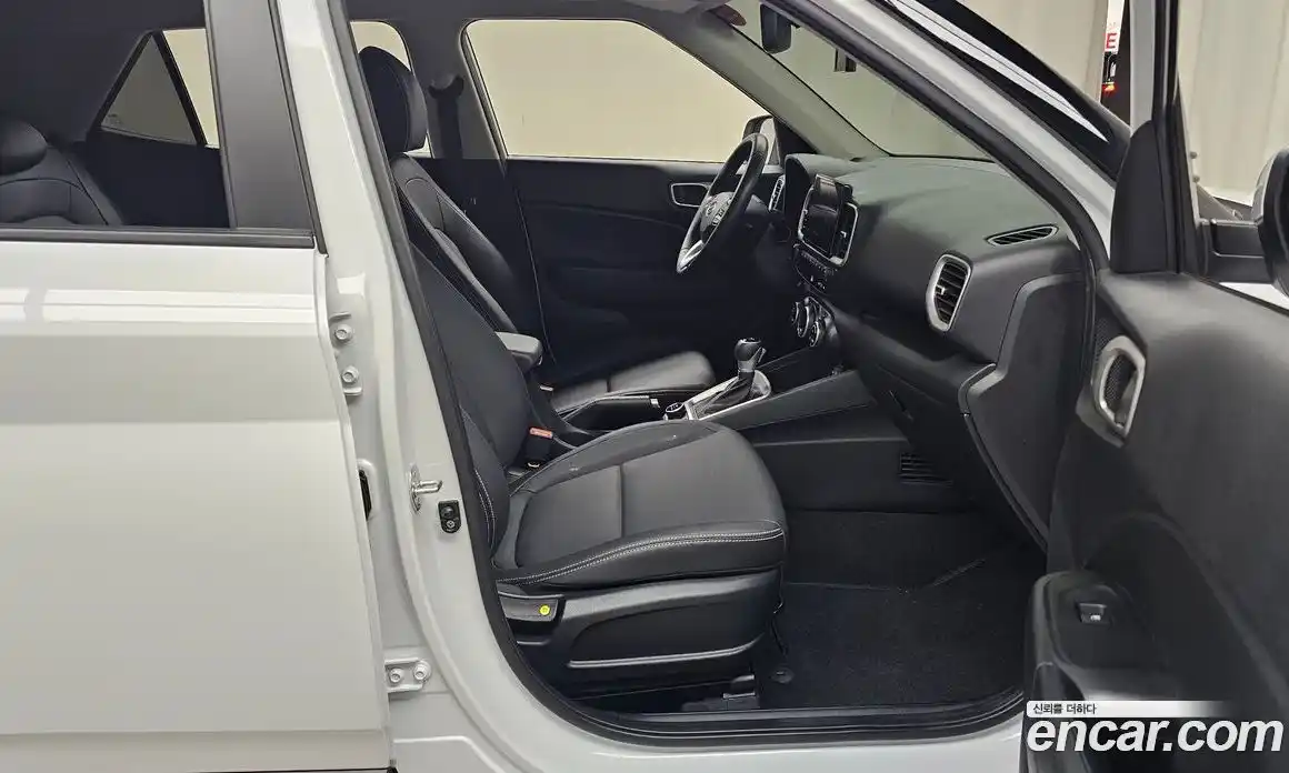 Hyundai Venue 2022 1.6 Автомат в Москве № 115594, фото 19