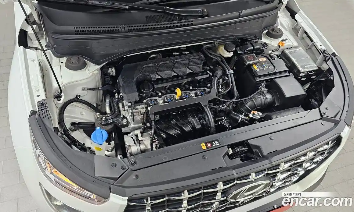 Hyundai Venue 2022 1.6 Автомат в Москве № 115594, фото 9