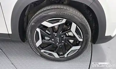 Kia Seltos 2023 1.6 Автомат в Москве № 121183, миниатюра 4