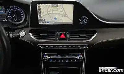 Hyundai Grandeur 2018 3.0 Автомат в Москве № 126478, миниатюра 2