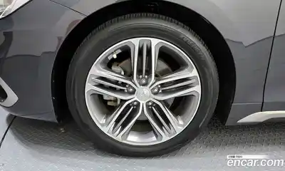 Hyundai Grandeur 2018 3.0 Автомат в Москве № 126478, миниатюра 6