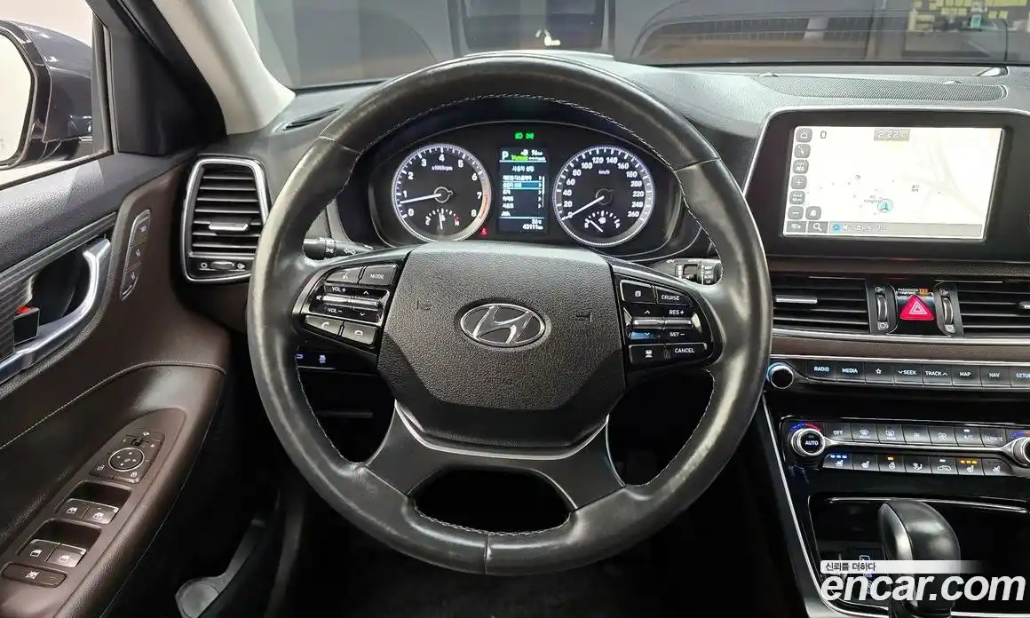 Hyundai Grandeur 2018 3.0 Автомат в Москве № 126478, фото 8