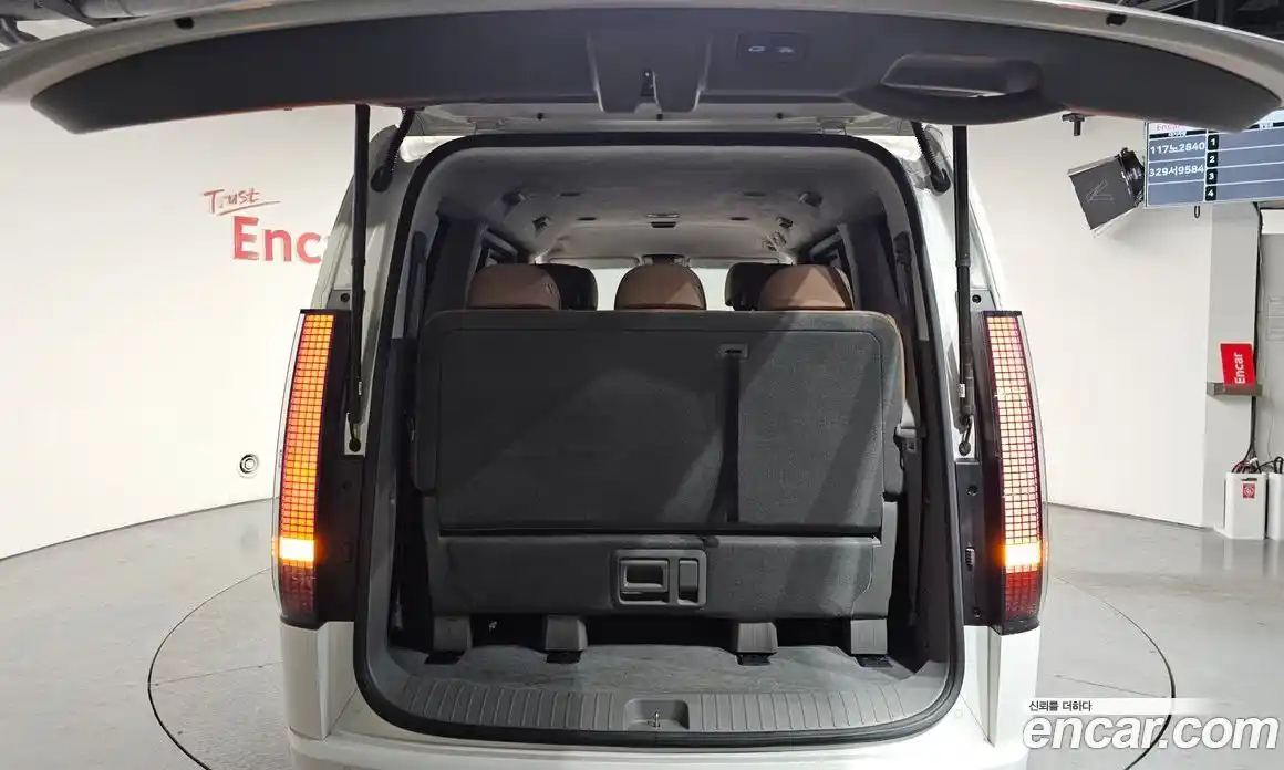 Hyundai Staria 2022 2.2 Автомат в Москве № 127177, фото 14