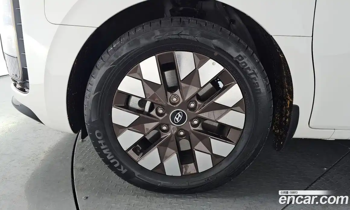 Hyundai Staria 2022 2.2 Автомат в Москве № 127177, фото 15