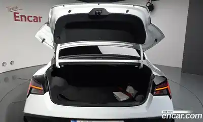 Hyundai Avante 2026 1.6 Автомат в Москве № 129586, миниатюра 11