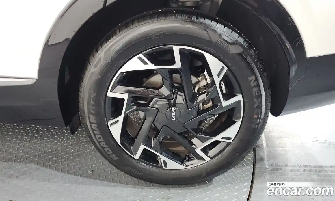 Kia Sportage 2024 1.6 Автомат в Москве № 131359, фото 9