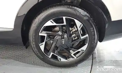 Kia Sportage 2024 1.6 Автомат в Москве № 131359, миниатюра 9