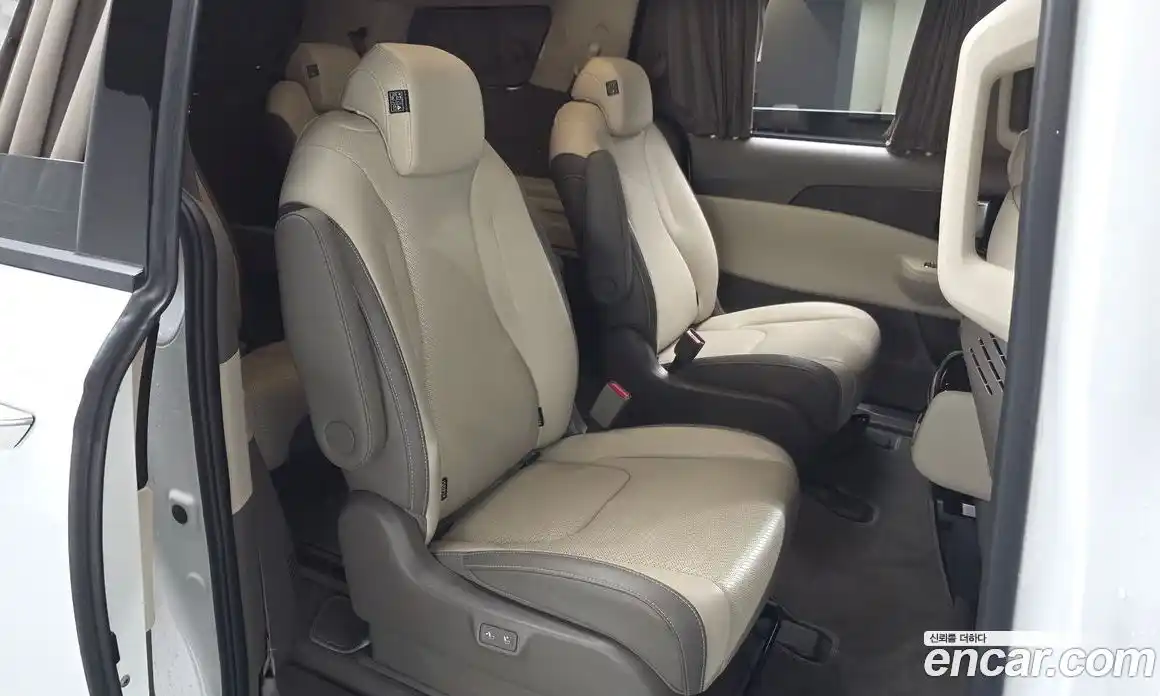 Kia Canival 2024 3.5 Автомат в Москве № 132821, фото 6