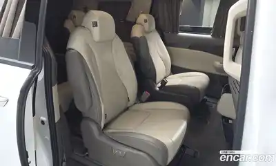 Kia Canival 2024 3.5 Автомат в Москве № 132821, миниатюра 6