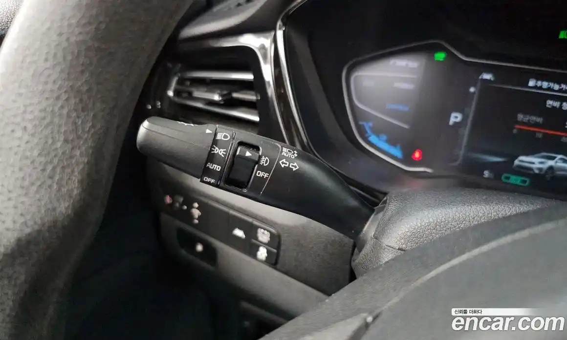 Kia Niro 2022 1.6 Автомат в Москве № 132889, фото 10