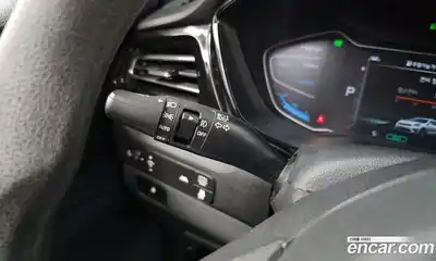 Kia Niro 2022 1.6 Автомат в Москве № 132889, миниатюра 10