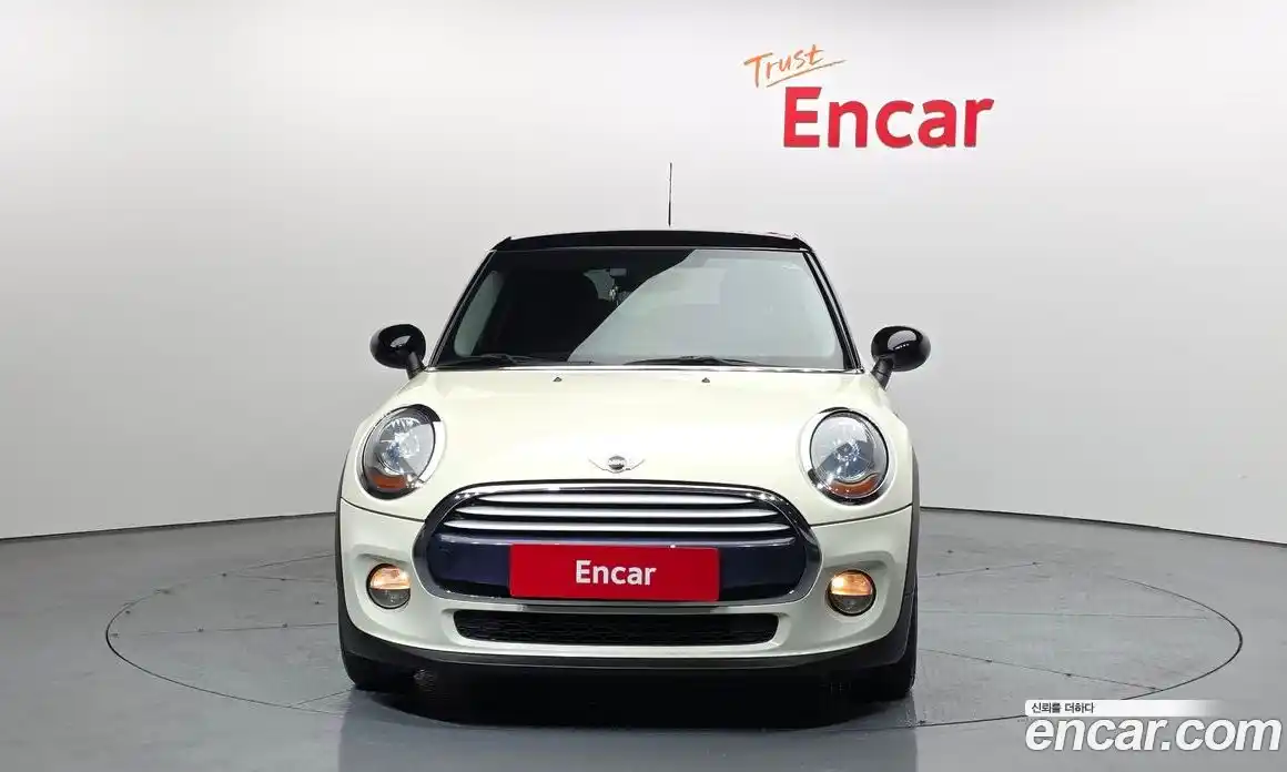 Mini Cooper 2015 1.5 Автомат в Москве № 136964, фото 13