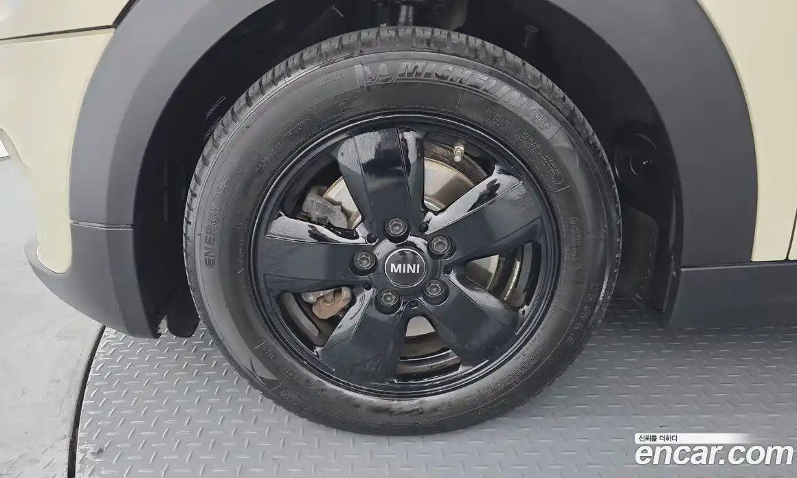 Mini Cooper 2015 1.5 Автомат в Москве № 136964, фото 14