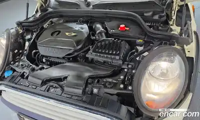 Mini Cooper 2015 1.5 Автомат в Москве № 136964, миниатюра 2