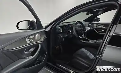 Mercedes-Benz E-Class, 2022