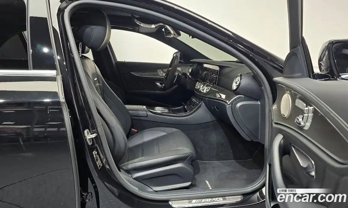 Mercedes-Benz E-Class 2022 3.0 Автомат в Москве № 138280, фото 11