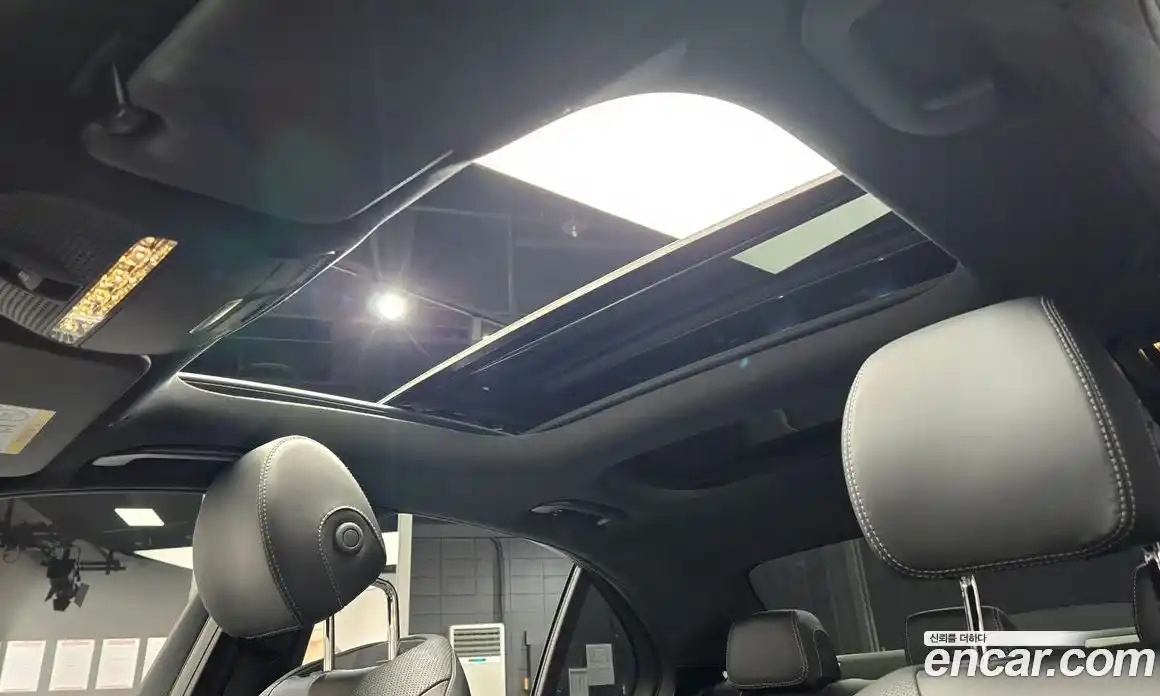 Mercedes-Benz E-Class 2022 3.0 Автомат в Москве № 138280, фото 13