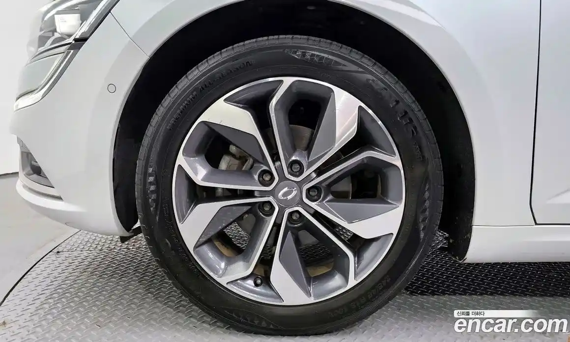 Renault SM6 2019 2.0 Автомат в Москве № 138434, фото 2