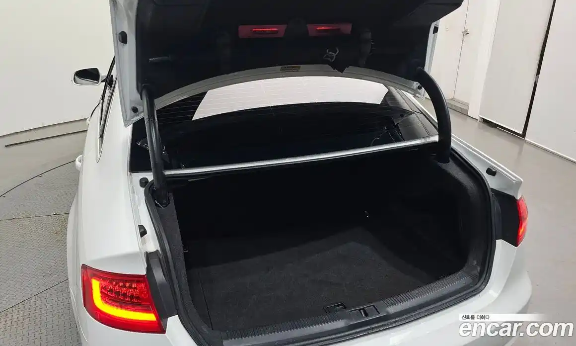 Audi A4 2015 2.0 Автомат в Москве № 140073, фото 7