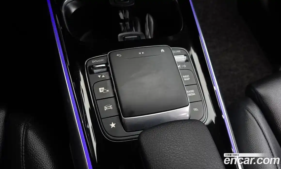 Mercedes-Benz GLB-Class 2021 2.0 Автомат в Москве № 141475, фото 16