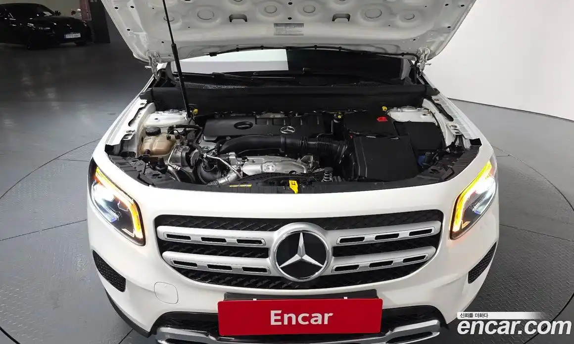 Mercedes-Benz GLB-Class 2021 2.0 Автомат в Москве № 141475, фото 17