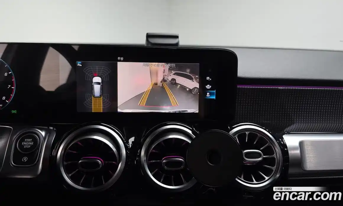 Mercedes-Benz GLB-Class 2021 2.0 Автомат в Москве № 141475, фото 4