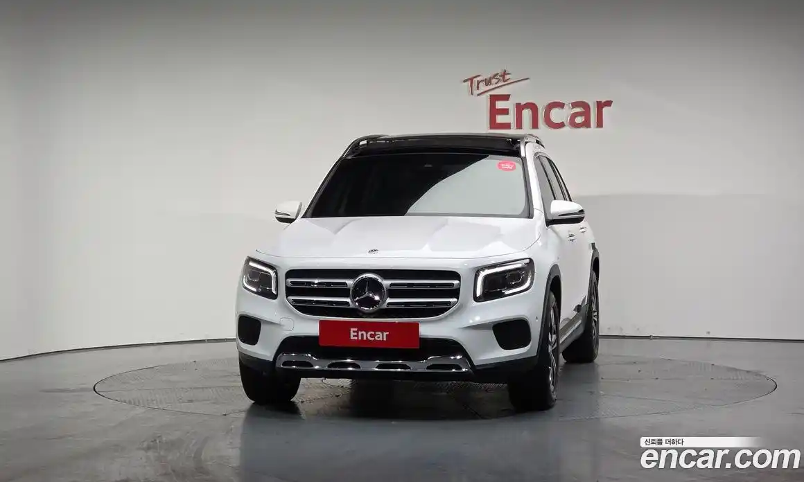 Mercedes-Benz GLB-Class 2021 2.0 Автомат в Москве № 141475, фото 9