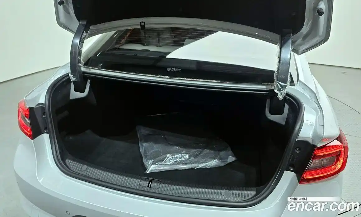 Renault SM6 2017 2.0 Автомат в Москве № 148314, фото 13