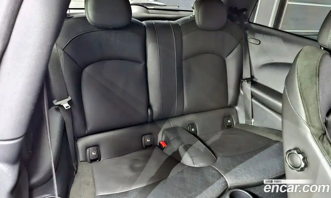 Mini Cooper 2022 Автомат в Москве № 152986, фото 6