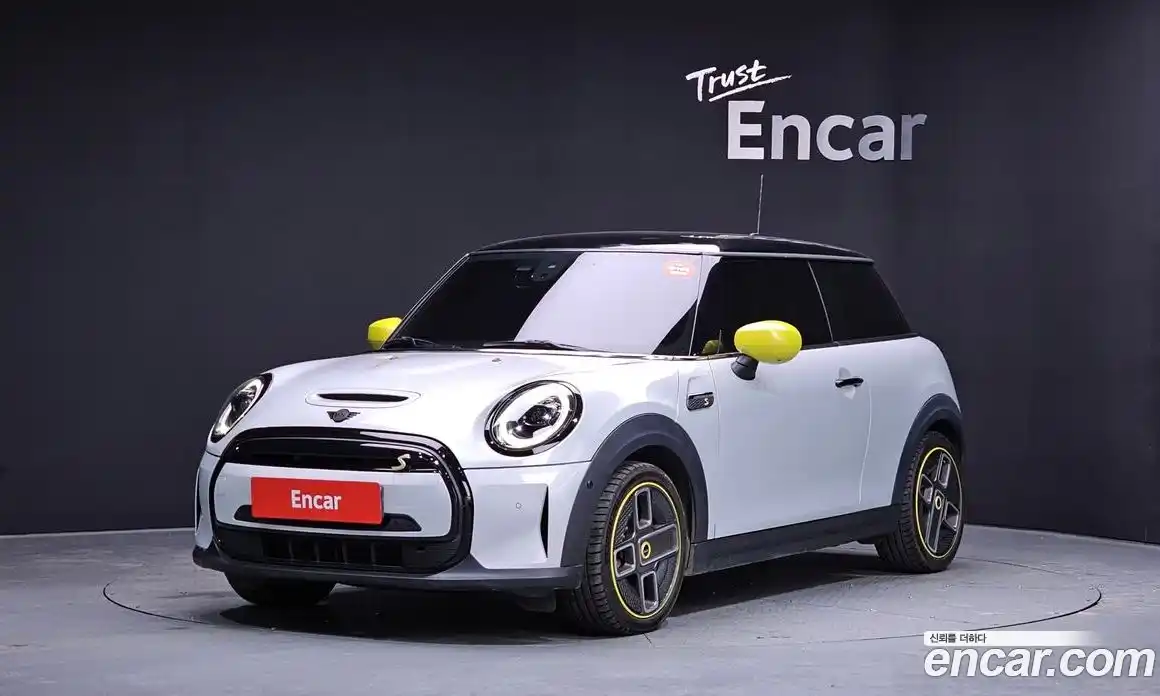 Mini Cooper 2022 Автомат в Москве № 152986, фото 7