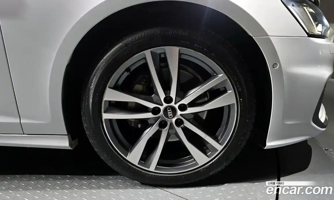 Audi A6 2022 2.0 Автомат в Москве № 155440, фото 20